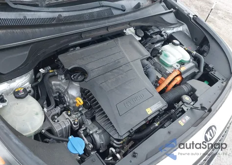 2017 Kia Niro Touring из США, поврежденный, VIN KNDCE3LC9H5038363